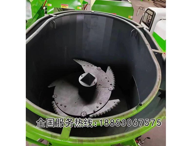 全日糧匯合飼料攪拌機(jī)